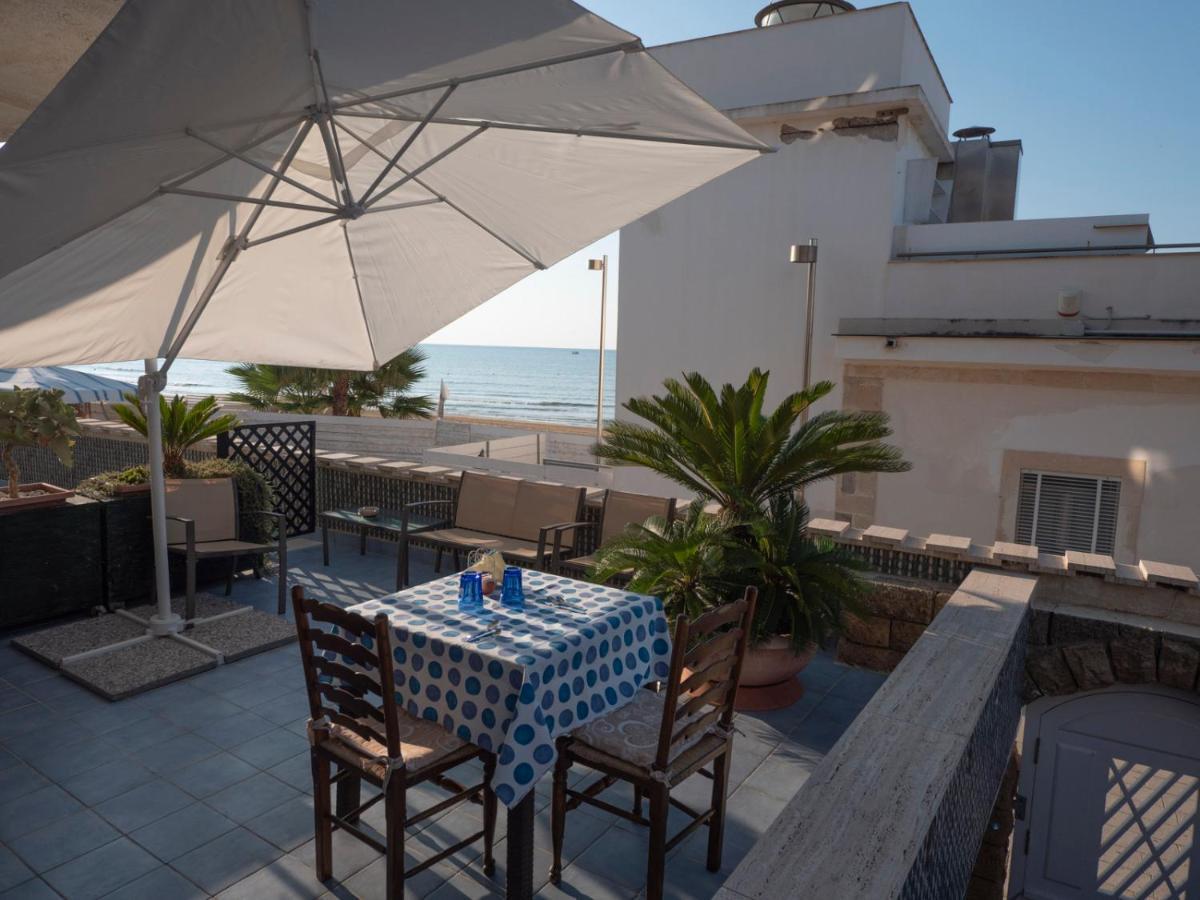 L'Onda Acomodação com café da manhã Marina di Ragusa Exterior foto