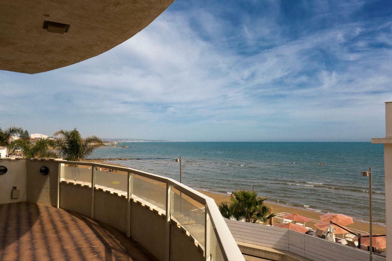L'Onda Acomodação com café da manhã Marina di Ragusa Exterior foto
