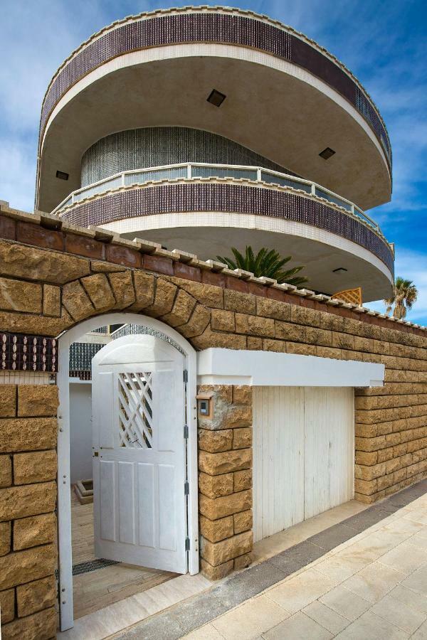 L'Onda Acomodação com café da manhã Marina di Ragusa Exterior foto