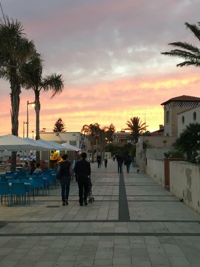 L'Onda Acomodação com café da manhã Marina di Ragusa Exterior foto