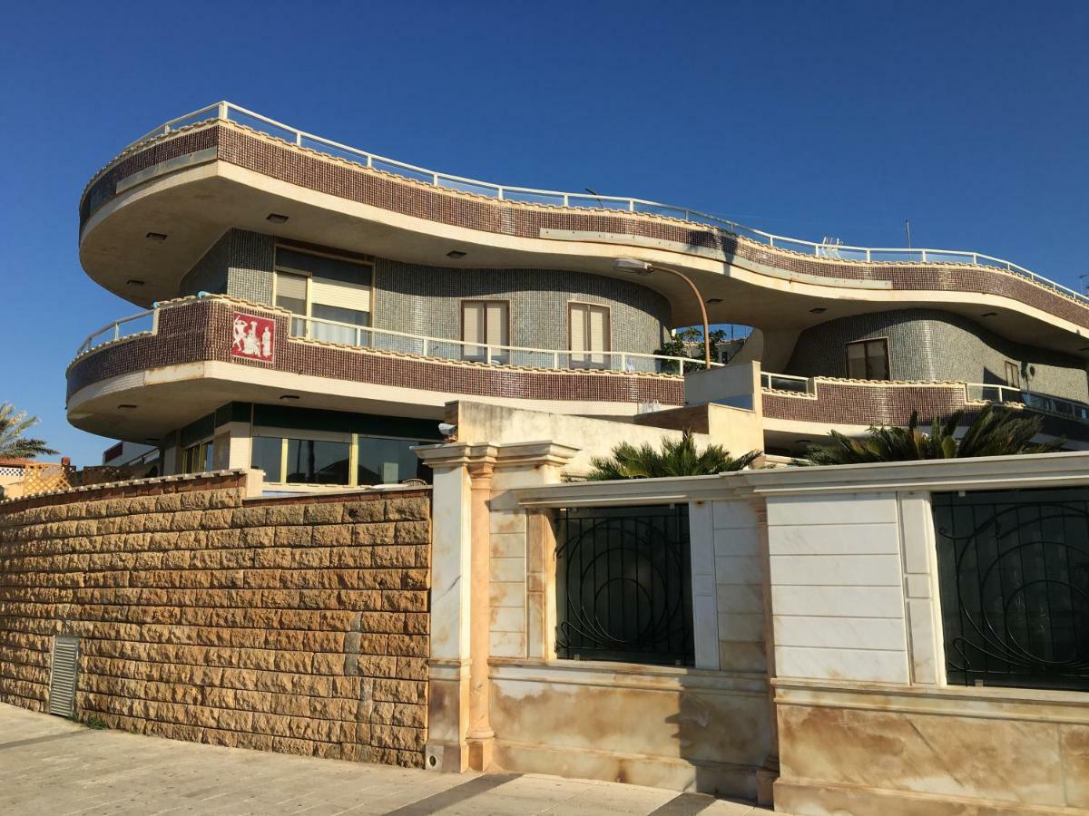 L'Onda Acomodação com café da manhã Marina di Ragusa Exterior foto